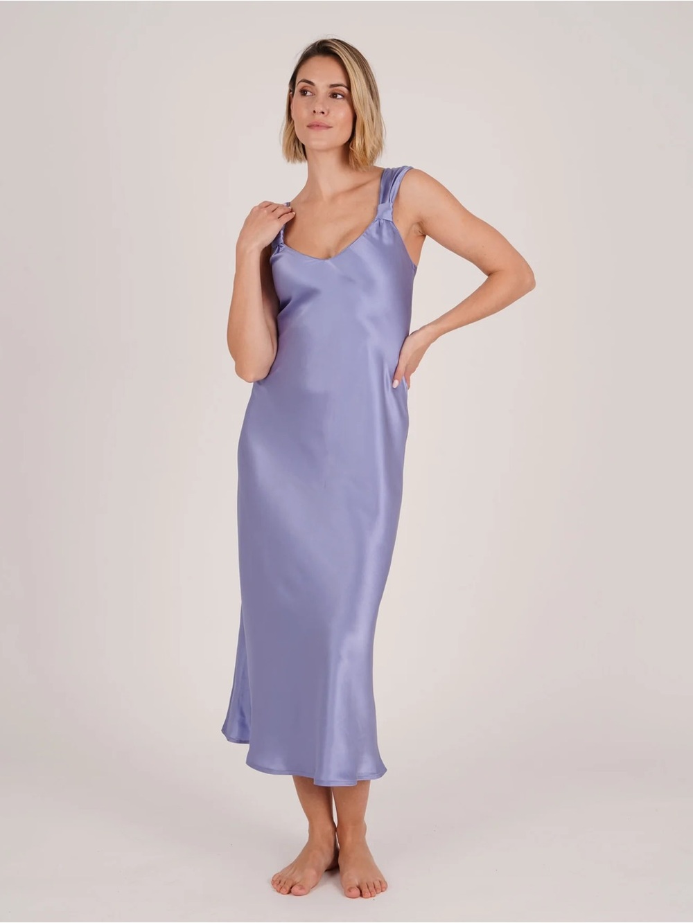 Bonsoir London Women's Vintage Style Silk Nightdress